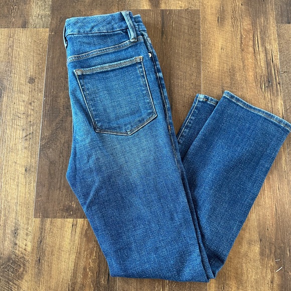 Good American Good Classic Jeans - Picture 4 of 4